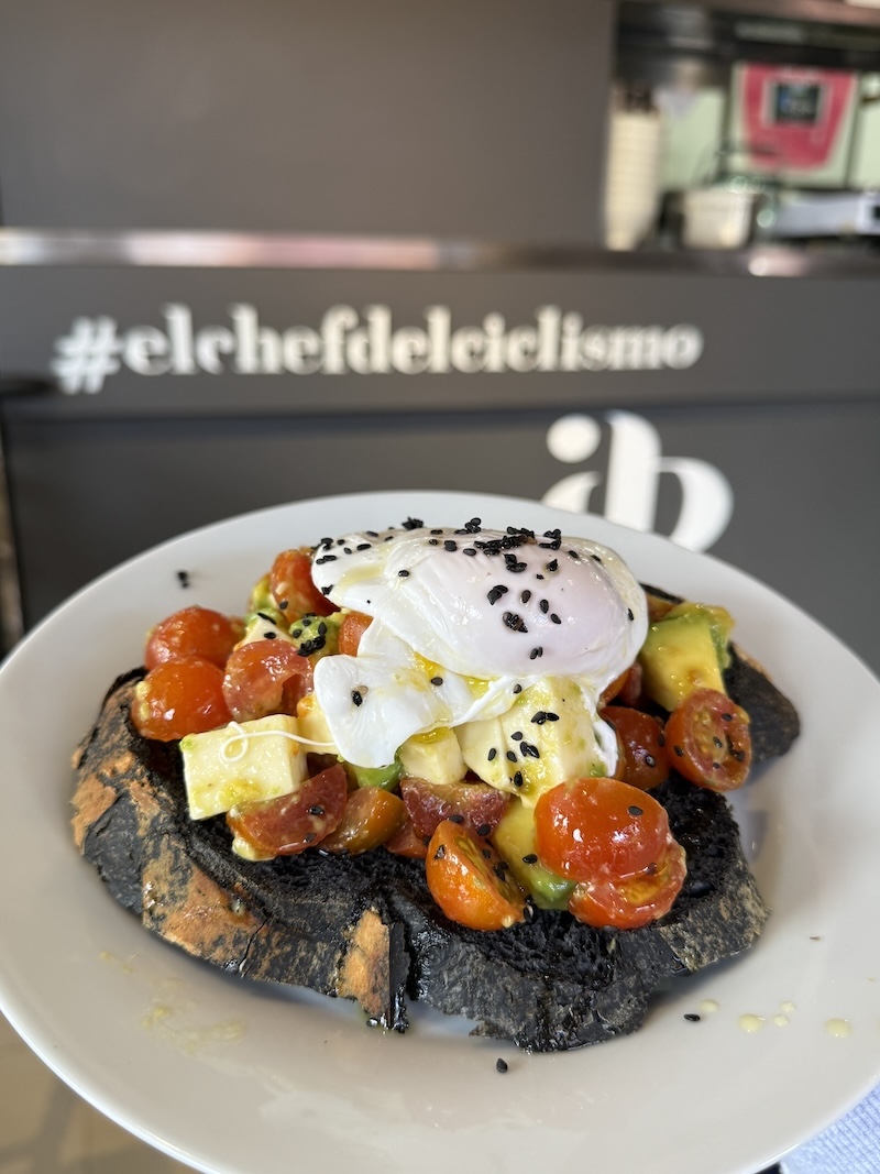 Tostada Americana — menu item